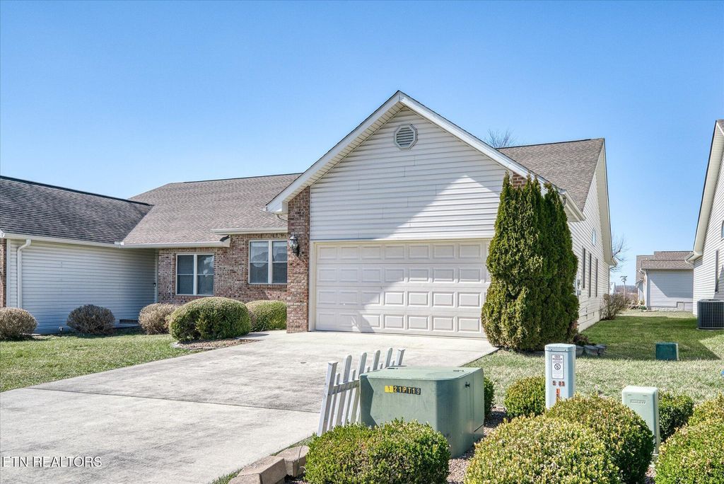 Photo of 97 Golf Club Crossover, Crossville, TN 38571 (MLS # 1293226)