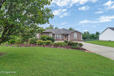 Tiny photo for 122 Twin Oaks Drive, Rockwood, TN 37854 (MLS # 1349714)