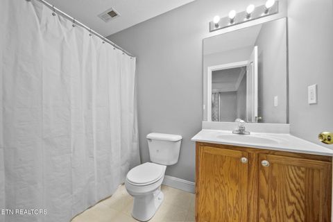 Tiny photo for 747 High Point Way, Knoxville, TN 37912 (MLS # 1286251)