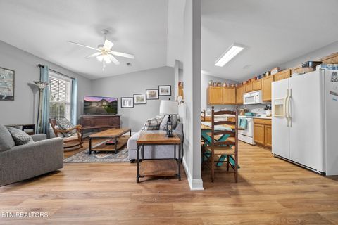 Tiny photo for 747 High Point Way, Knoxville, TN 37912 (MLS # 1286251)