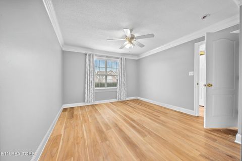 Tiny photo for 747 High Point Way, Knoxville, TN 37912 (MLS # 1286251)