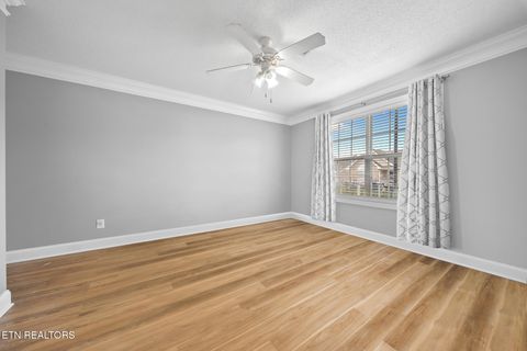 Tiny photo for 747 High Point Way, Knoxville, TN 37912 (MLS # 1286251)