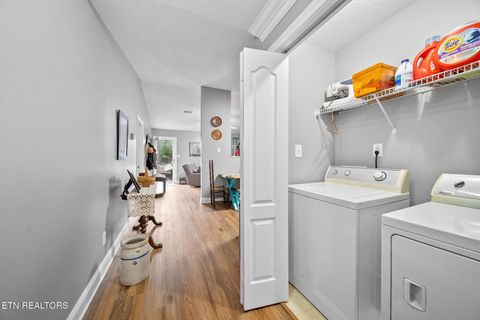 Tiny photo for 747 High Point Way, Knoxville, TN 37912 (MLS # 1286251)