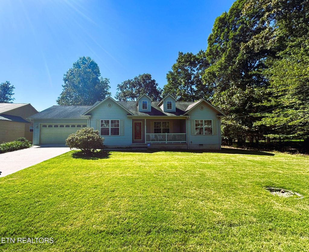 Photo of 1020 Iroquois Lane, Crossville, TN 38572 (MLS # 1317354)