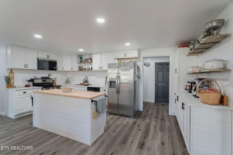 Tiny photo for 933 Monroe Circle Cir, Madisonville, TN 37354 (MLS # 1319552)