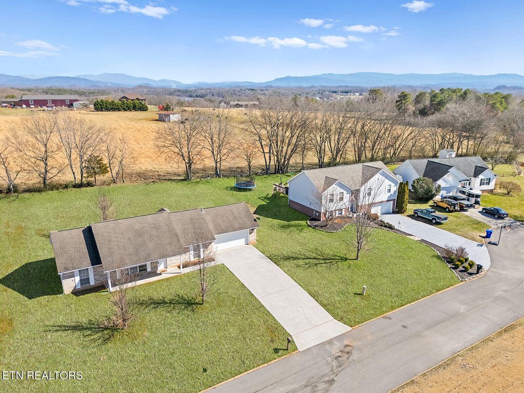 Photo of 203 S Rolling Ridge Lane, Vonore, TN 37885 (MLS # 1291270)