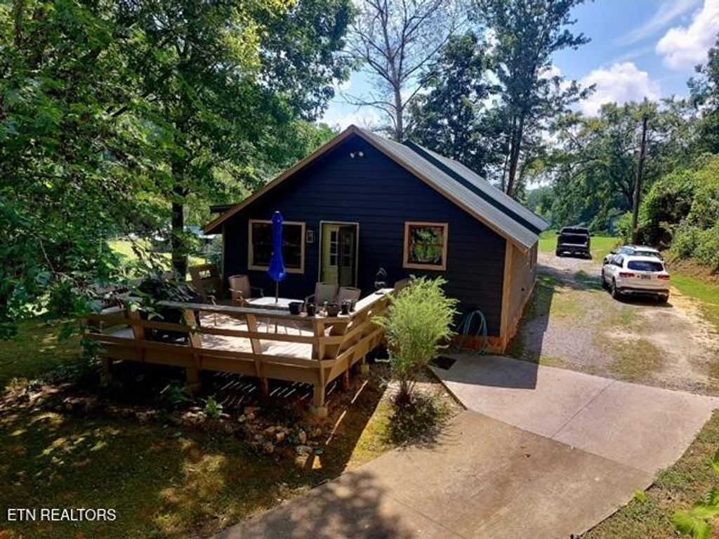 Photo of 411 Rafter Rd, Tellico Plains, TN 37385 (MLS # 1309237)