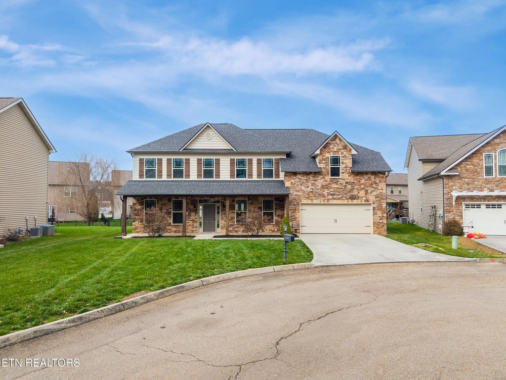 Photo of 1104 Front Royal Lane, Knoxville, TN 37922 (MLS # 1329887)