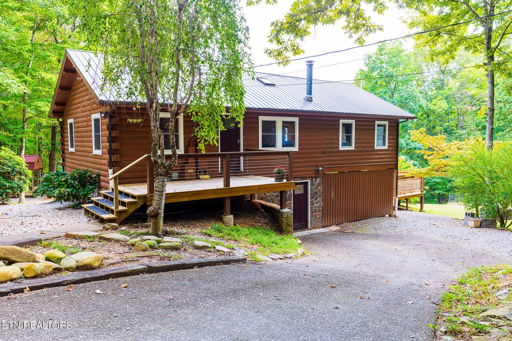 Photo of 222 Tumbling Run, Maynardville, TN 37807 (MLS # 1277702)