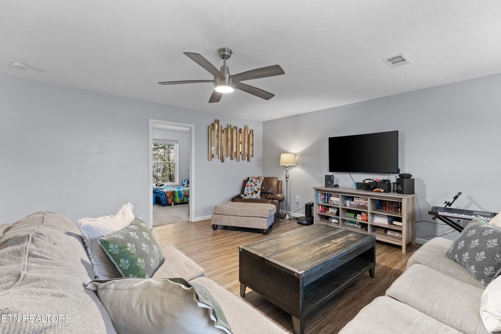 Photo of 110 Howard Drive, White Pine, TN 37890 (MLS # 1282620)