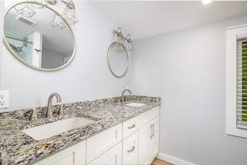 Tiny photo for 4925 Ada Lane, Knoxville, TN 37918 (MLS # 1344061)
