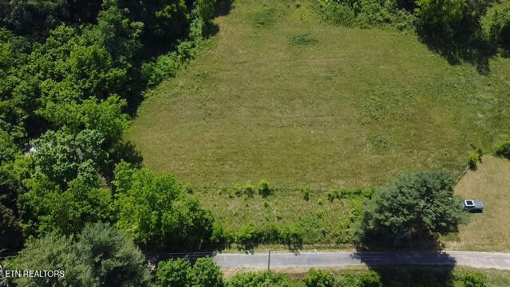 Photo of Noe Cir. +/- 33.3 Acres Circle, New Market, TN 37820 (MLS # 1341495)