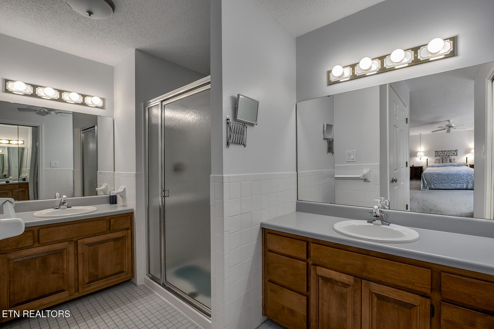 Loudon, Tennessee 37774, United States, 3 Bedrooms Bedrooms, ,2 BathroomsBathrooms,Residential,Active,118509