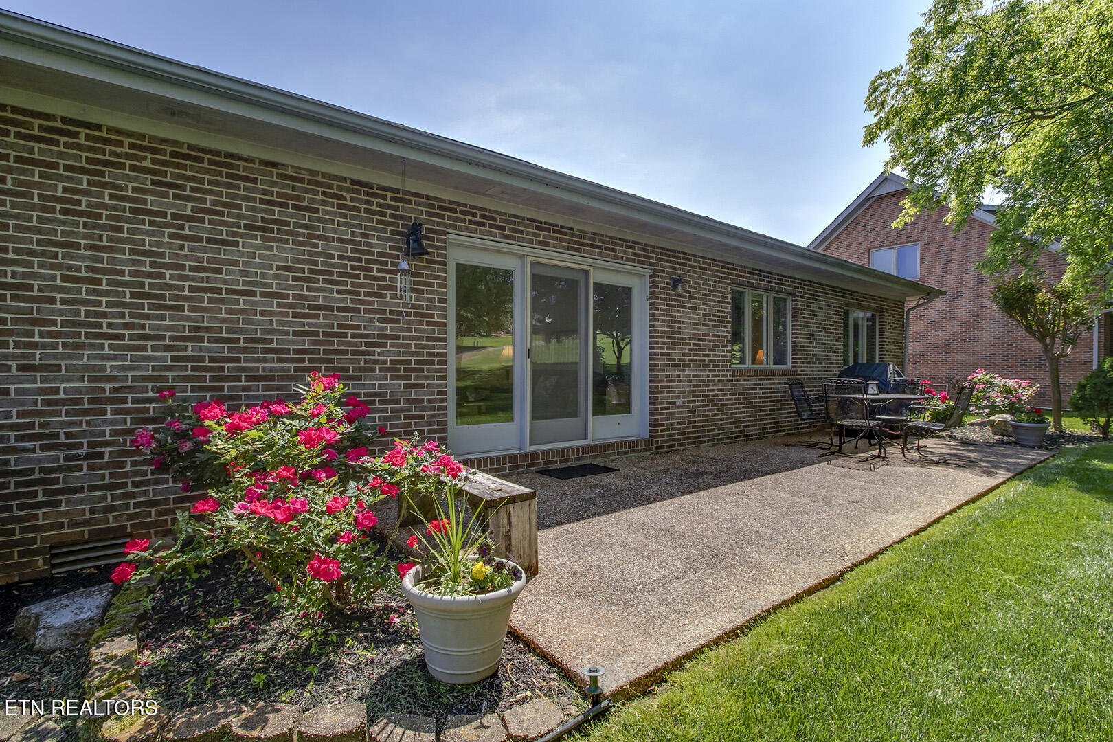 Loudon, Tennessee 37774, United States, 3 Bedrooms Bedrooms, ,2 BathroomsBathrooms,Residential,Active,118509