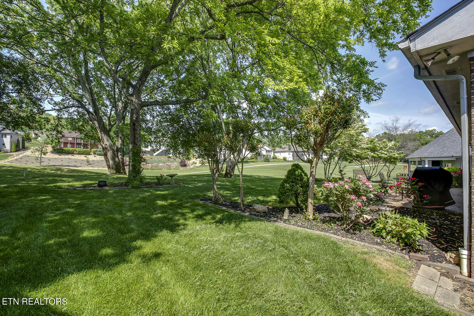 Loudon, Tennessee 37774, United States, 3 Bedrooms Bedrooms, ,2 BathroomsBathrooms,Residential,Active,118509