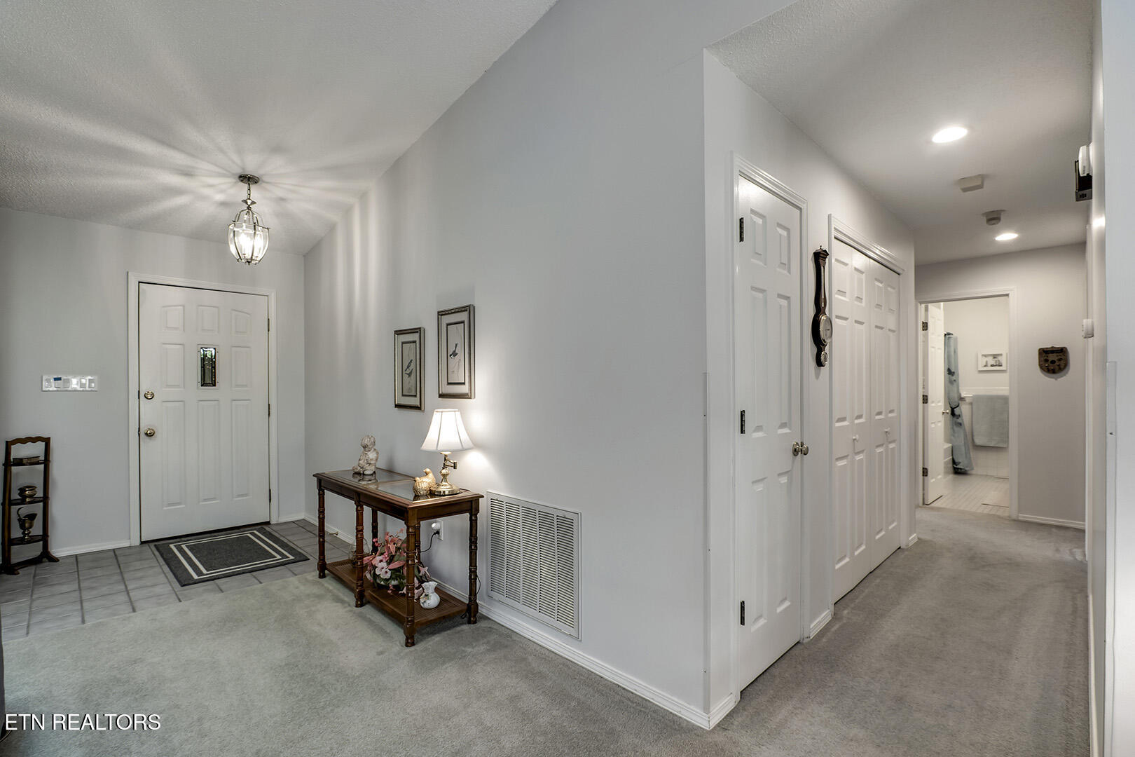 Loudon, Tennessee 37774, United States, 3 Bedrooms Bedrooms, ,2 BathroomsBathrooms,Residential,Active,118509