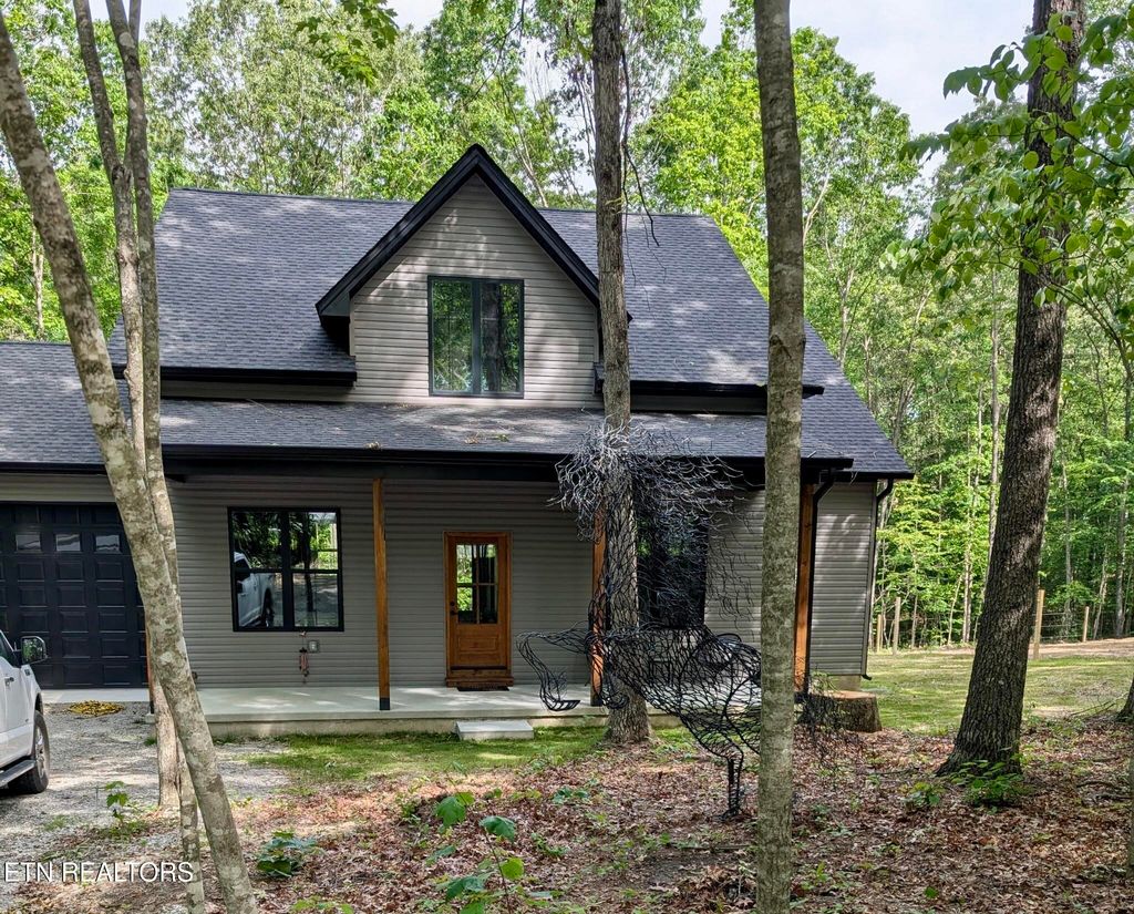 Photo of 108 Shotgun Annie Rd, Jamestown, TN 38556 (MLS # 1328115)