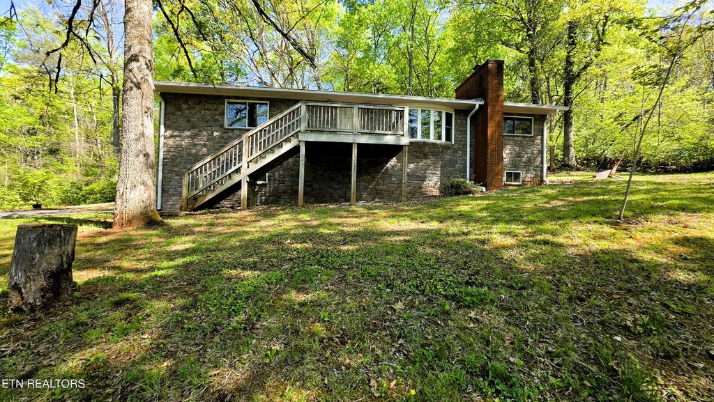 Photo of 4420 Cruze Rd, Knoxville, TN 37920 (MLS # 1336341)