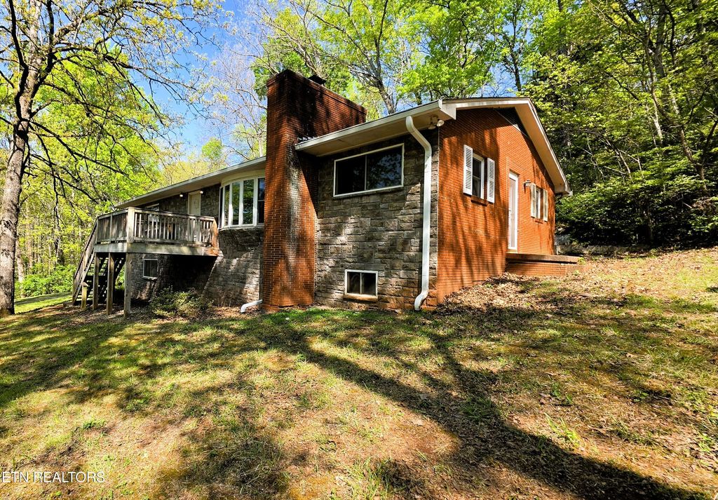 Photo of 4420 Cruze Rd, Knoxville, TN 37920 (MLS # 1336341)
