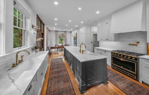 Tiny photo for 3835 Kingston Pike, Knoxville, TN 37919 (MLS # 1335711)