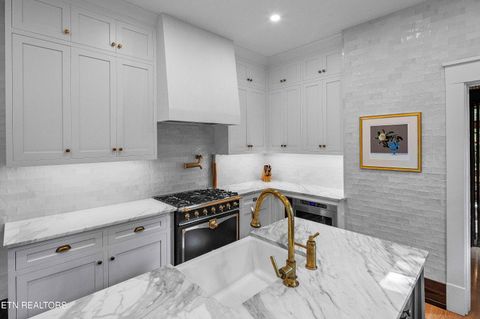 Tiny photo for 3835 Kingston Pike, Knoxville, TN 37919 (MLS # 1335711)