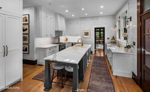 Tiny photo for 3835 Kingston Pike, Knoxville, TN 37919 (MLS # 1335711)