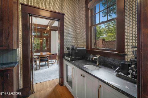 Tiny photo for 3835 Kingston Pike, Knoxville, TN 37919 (MLS # 1335711)