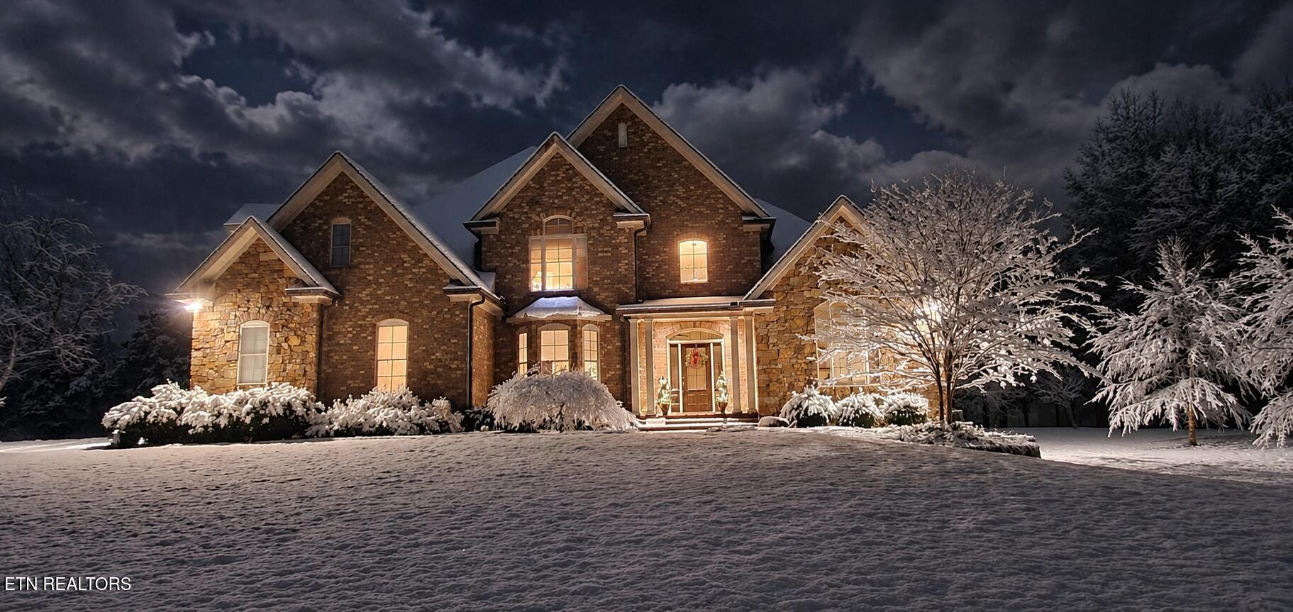 1040 Smith Valley Rd
