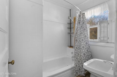 Tiny photo for 2411 Highland Drive, Knoxville, TN 37918 (MLS # 1327672)