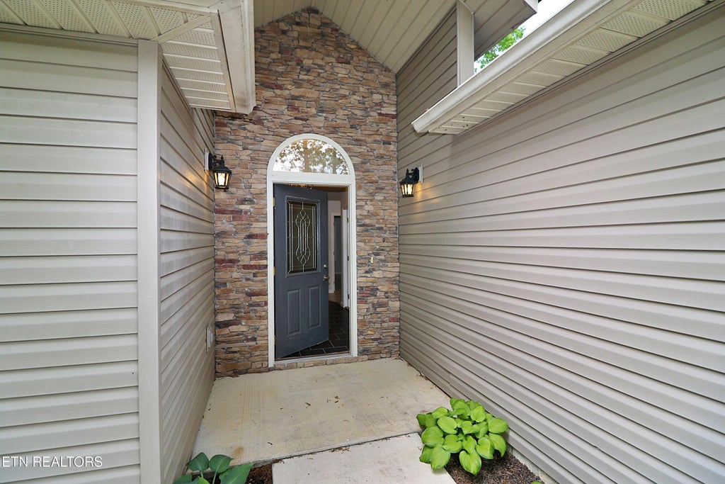 Photo of 190 Logan Lane, Oneida, TN 37841 (MLS # 1300781)