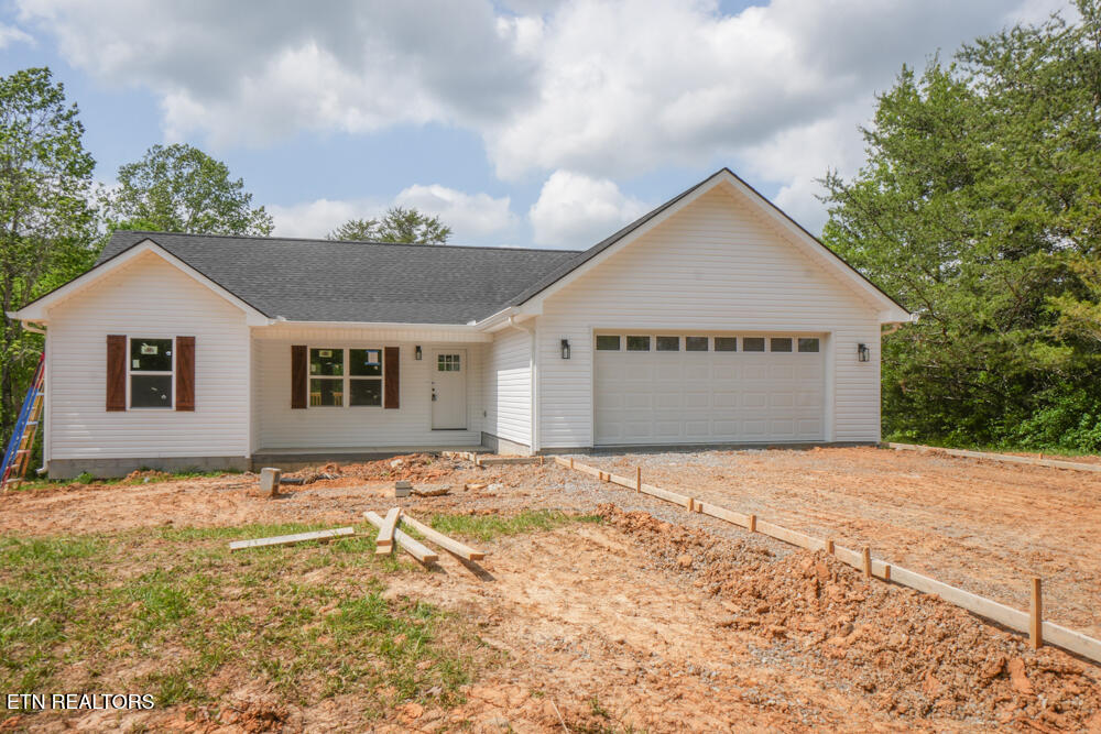 335 Thompson Rd
