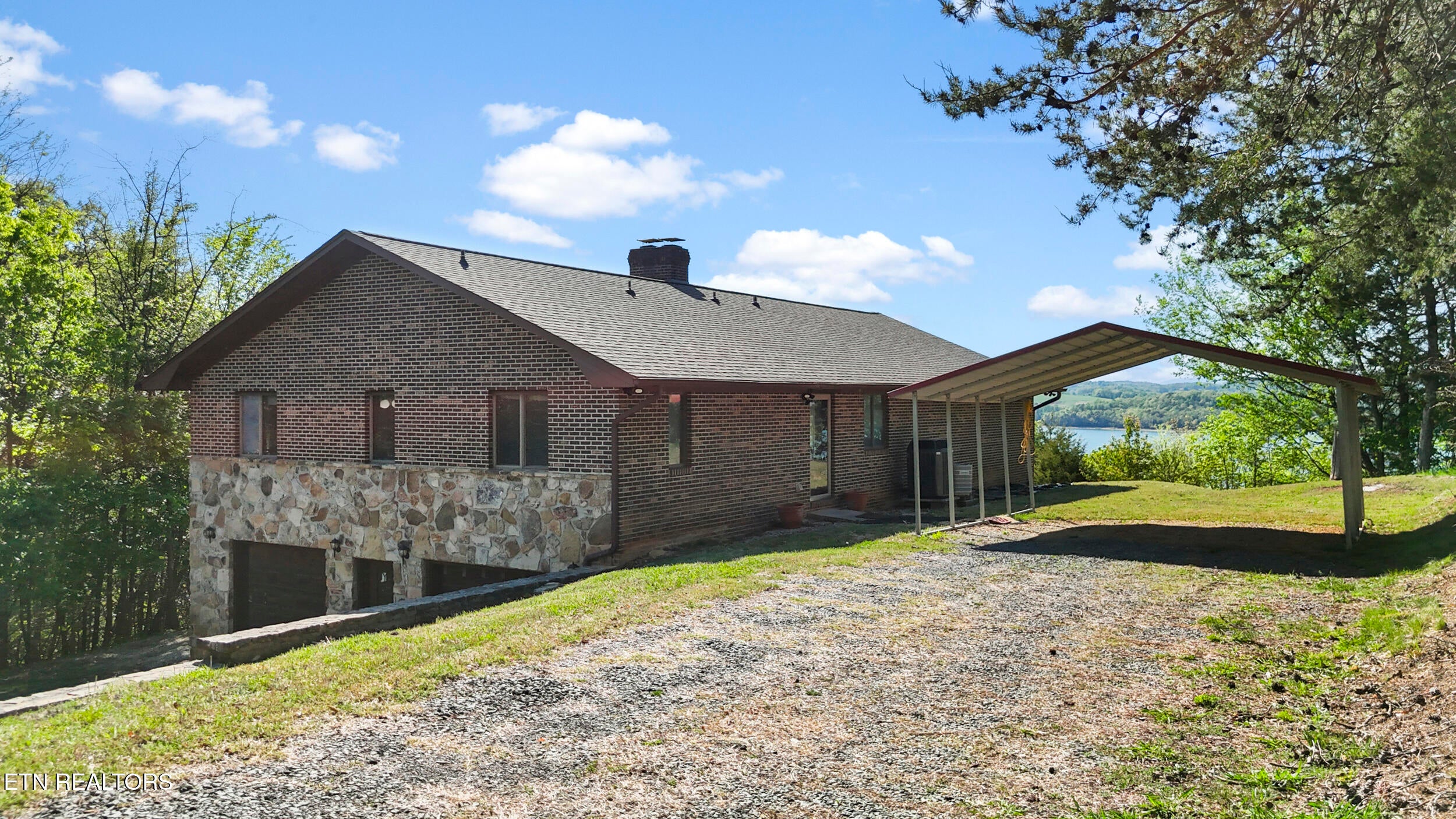 7366 Circle Point Drive