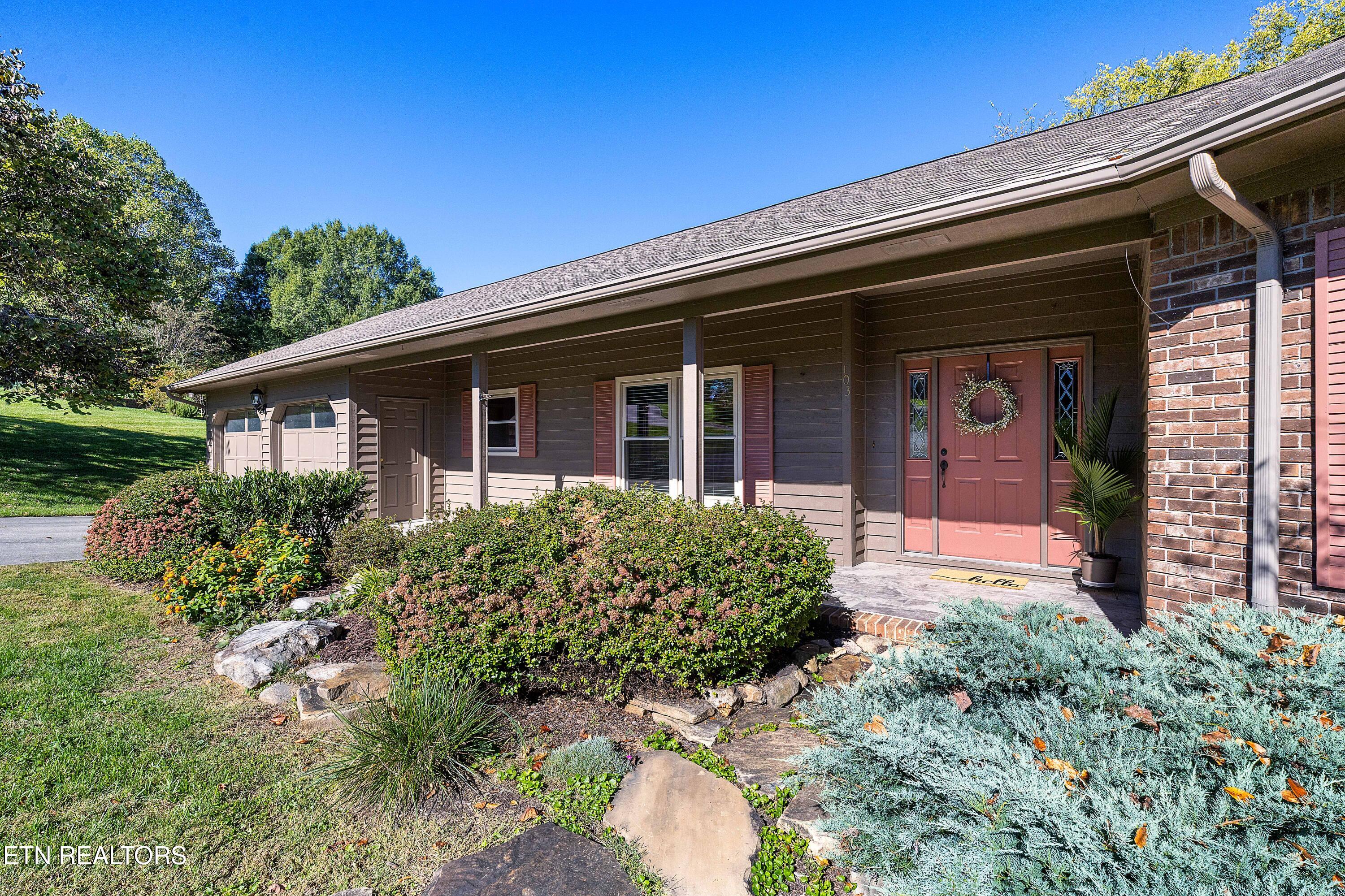 103 Farmington Place