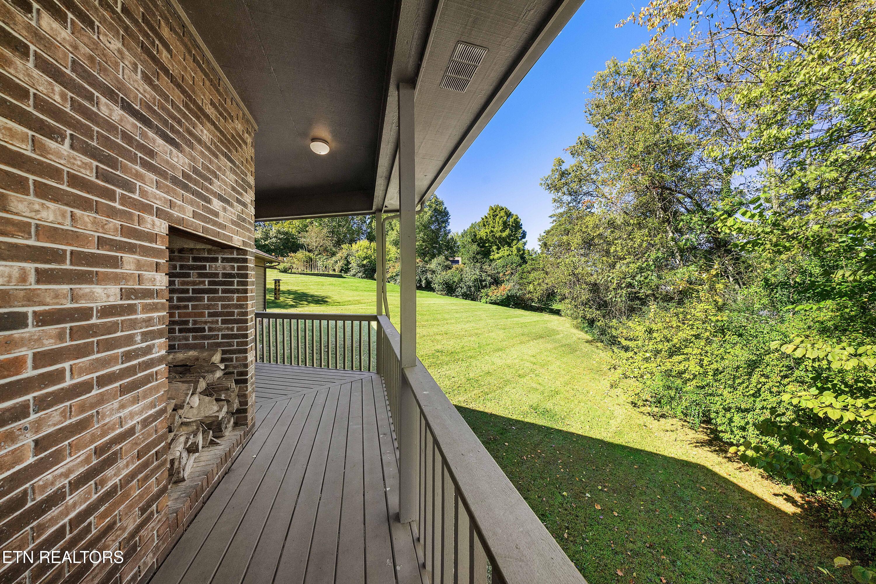 103 Farmington Place