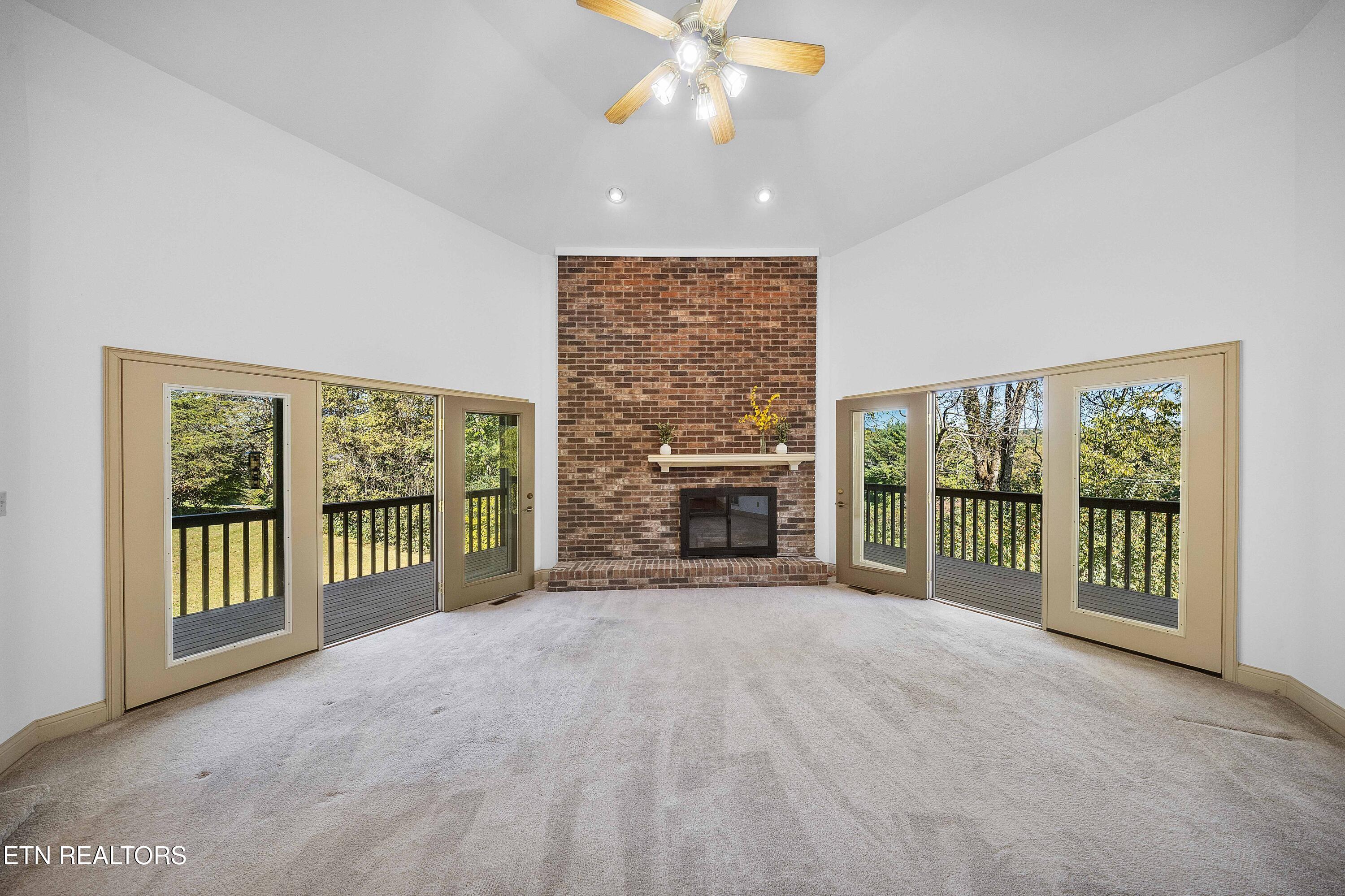 103 Farmington Place