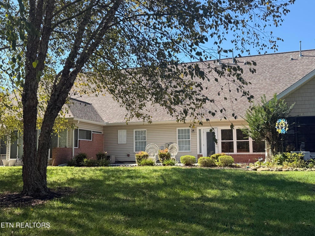 Photo of 339 Paine Lake Drive, Sevierville, TN 37862 (MLS # 1356434)