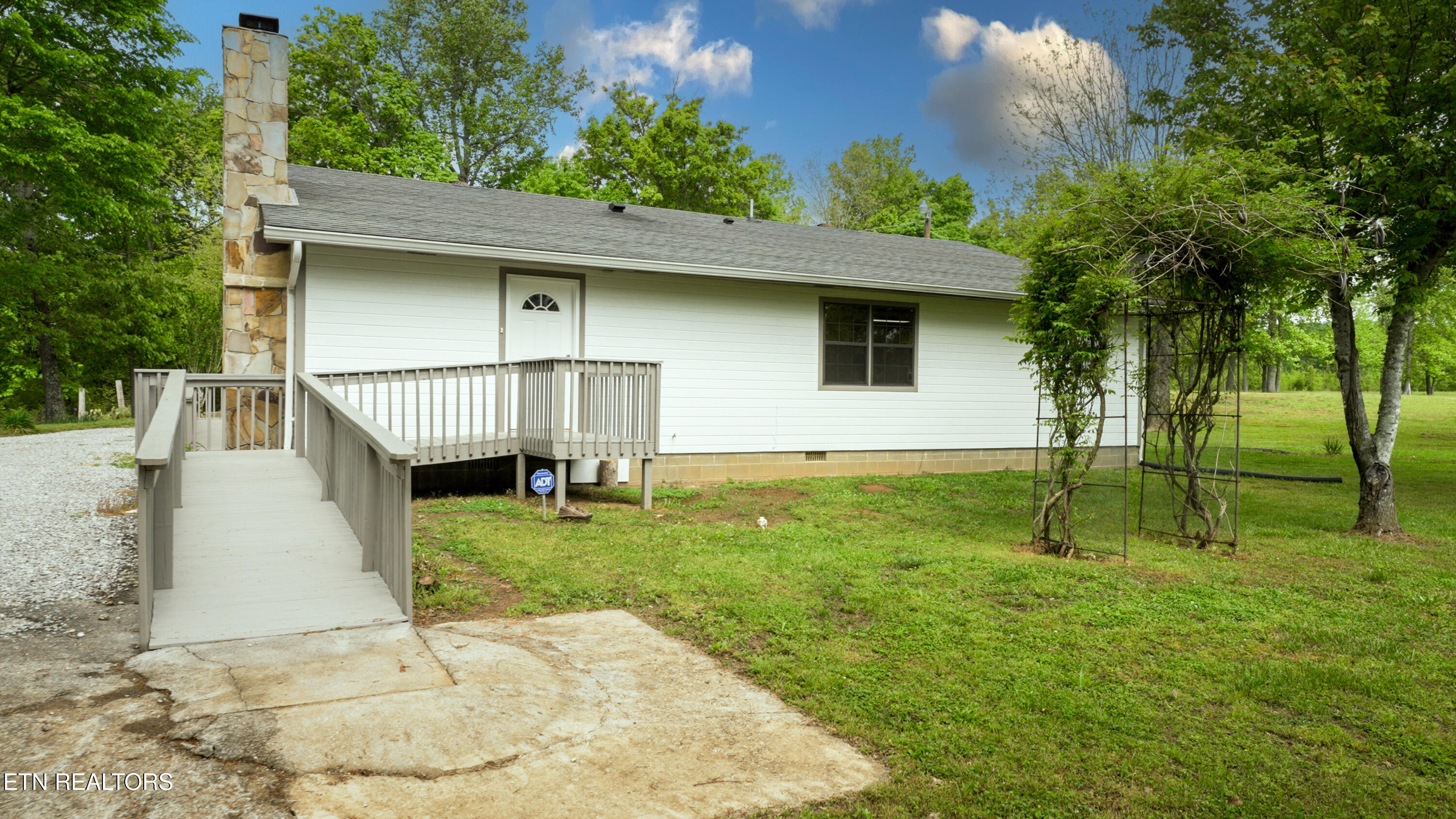 292 Buckner Rd