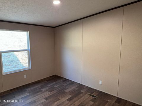 Tiny photo for 103 Baker Rd Rd, Rockwood, TN 37854 (MLS # 1323020)