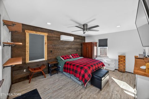 Tiny photo for 795 Pine Rd, Pikeville, TN 37367 (MLS # 1327093)