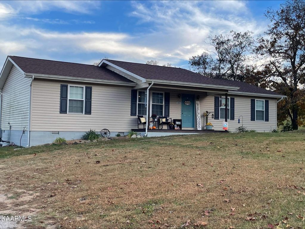 Photo of 200 Murphy Mill Rd, Tazewell, TN 37879 (MLS # 1220755)