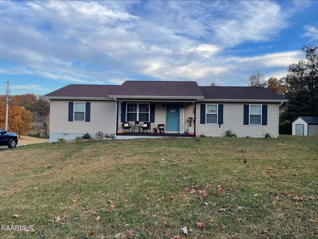 Photo of 200 Murphy Mill Rd, Tazewell, TN 37879 (MLS # 1220755)