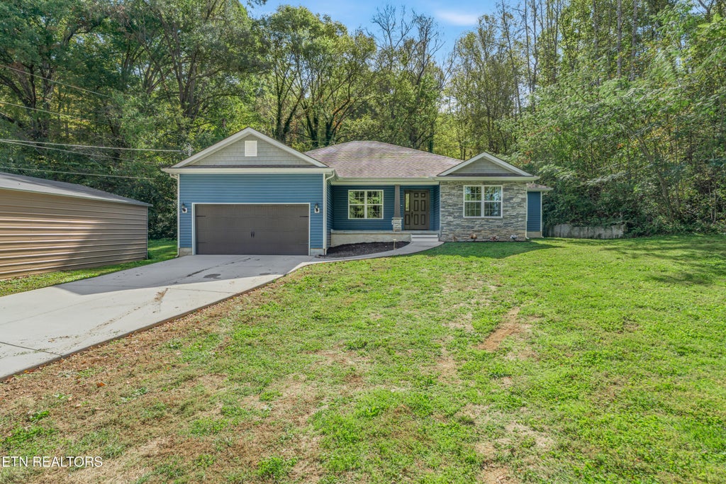 Photo of 4708 Guinn Rd, Knoxville, TN 37931 (MLS # 1360237)