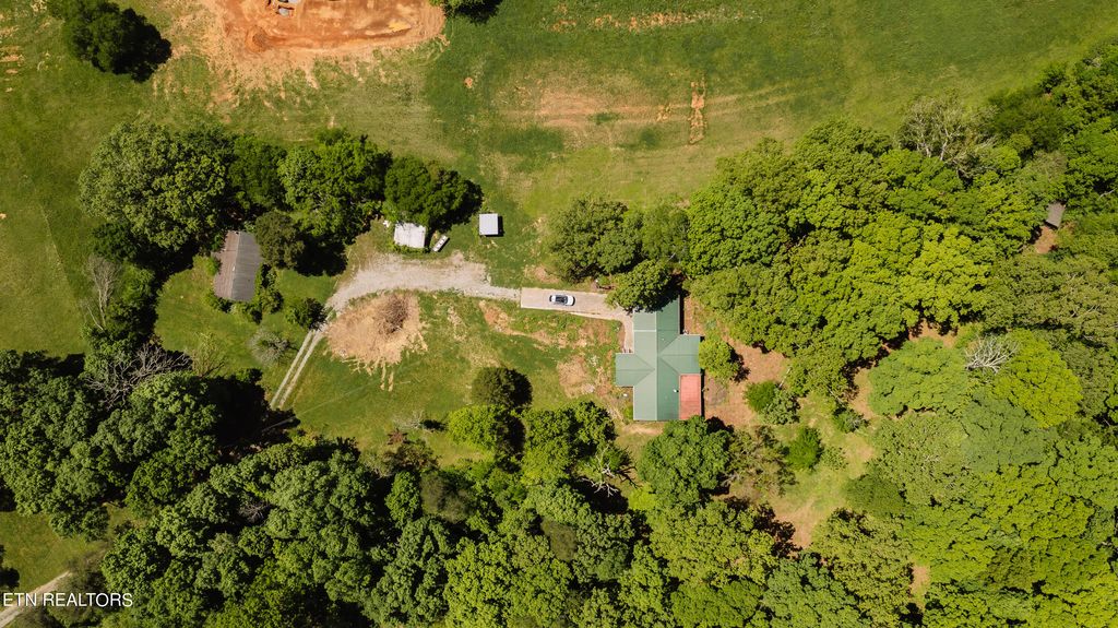 Photo of 5937 Morganton Rd, Greenback, TN 37742 (MLS # 1262464)