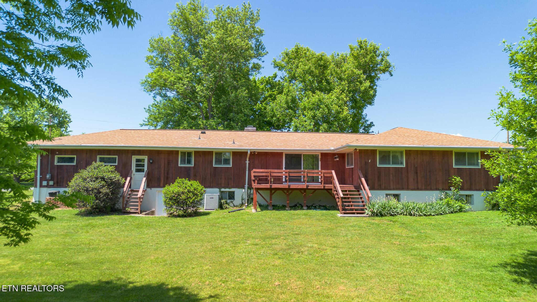 1146 Mountain View Drive