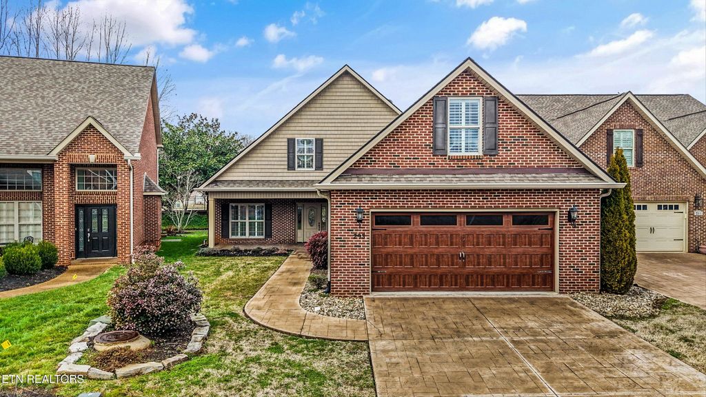 Photo of 293 Savannah Park Drive, Maryville, TN 37803 (MLS # 1330526)