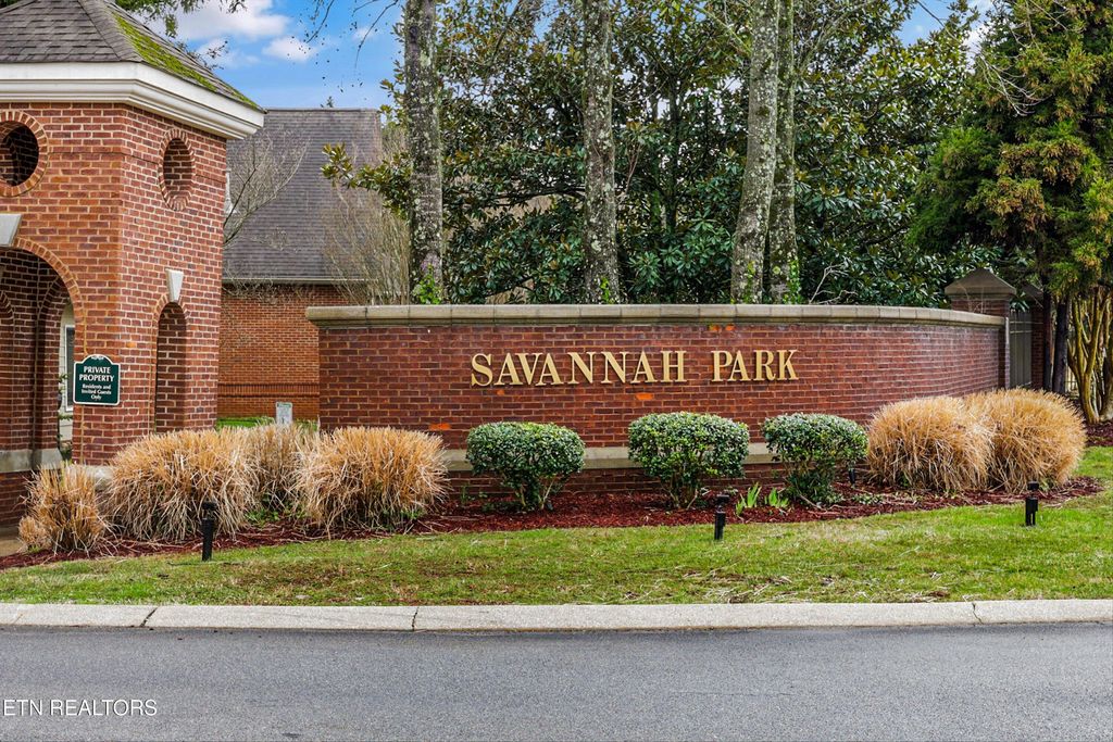 Photo of 293 Savannah Park Drive, Maryville, TN 37803 (MLS # 1330526)