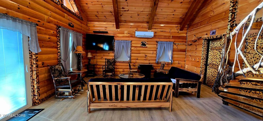 Photo of 1120 Tucson Rd, Newport, TN 37821 (MLS # 1325441)