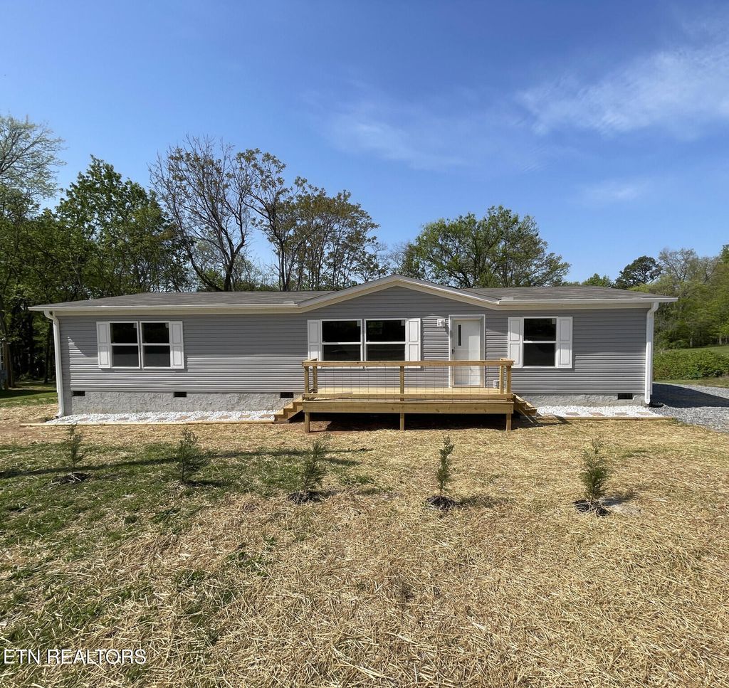 Photo of 1525 Sweetwater Vonore Rd, Sweetwater, TN 37874 (MLS # 1298419)