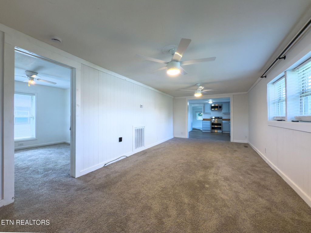 Photo of 104 Church St, Loudon, TN 37774 (MLS # 1304969)