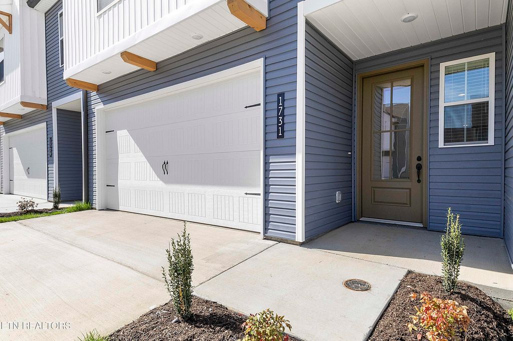 Photo of 1731 Lateglow Way, Knoxville, TN 37931 (MLS # 1334874)